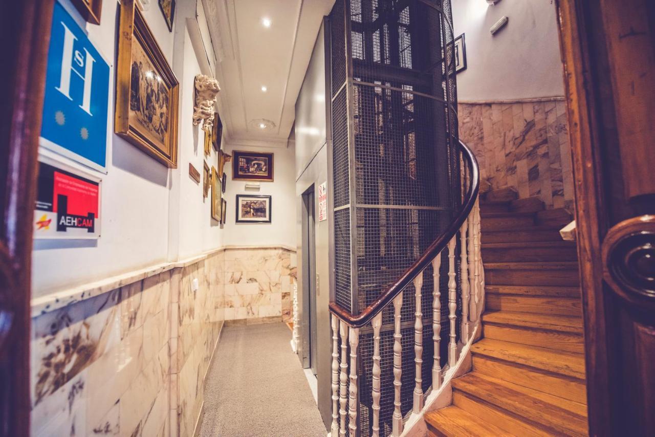 Hostal Marlasca Мадрид Екстер'єр фото